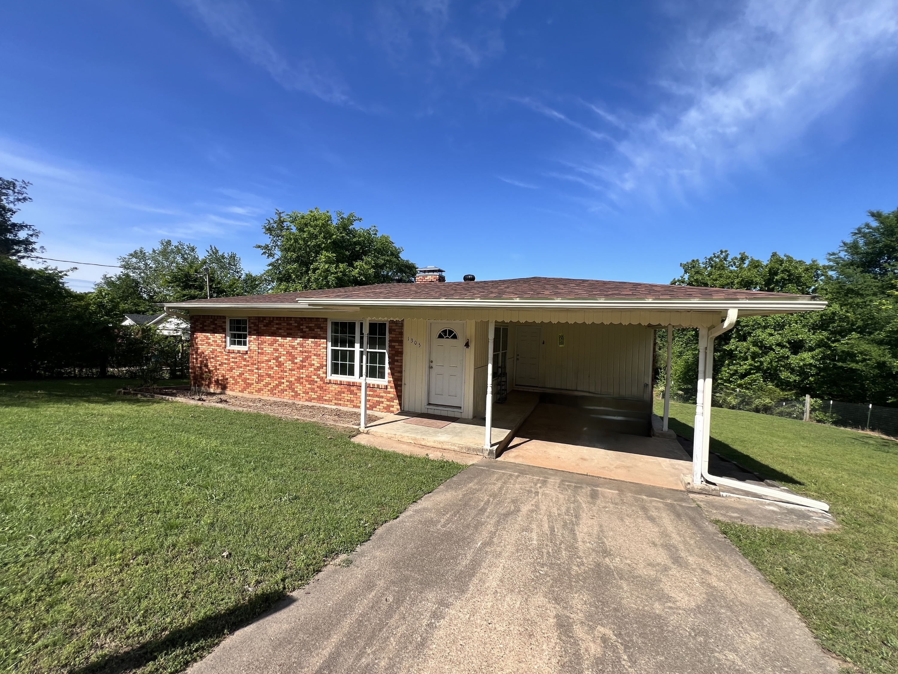 1305 North College Avenue