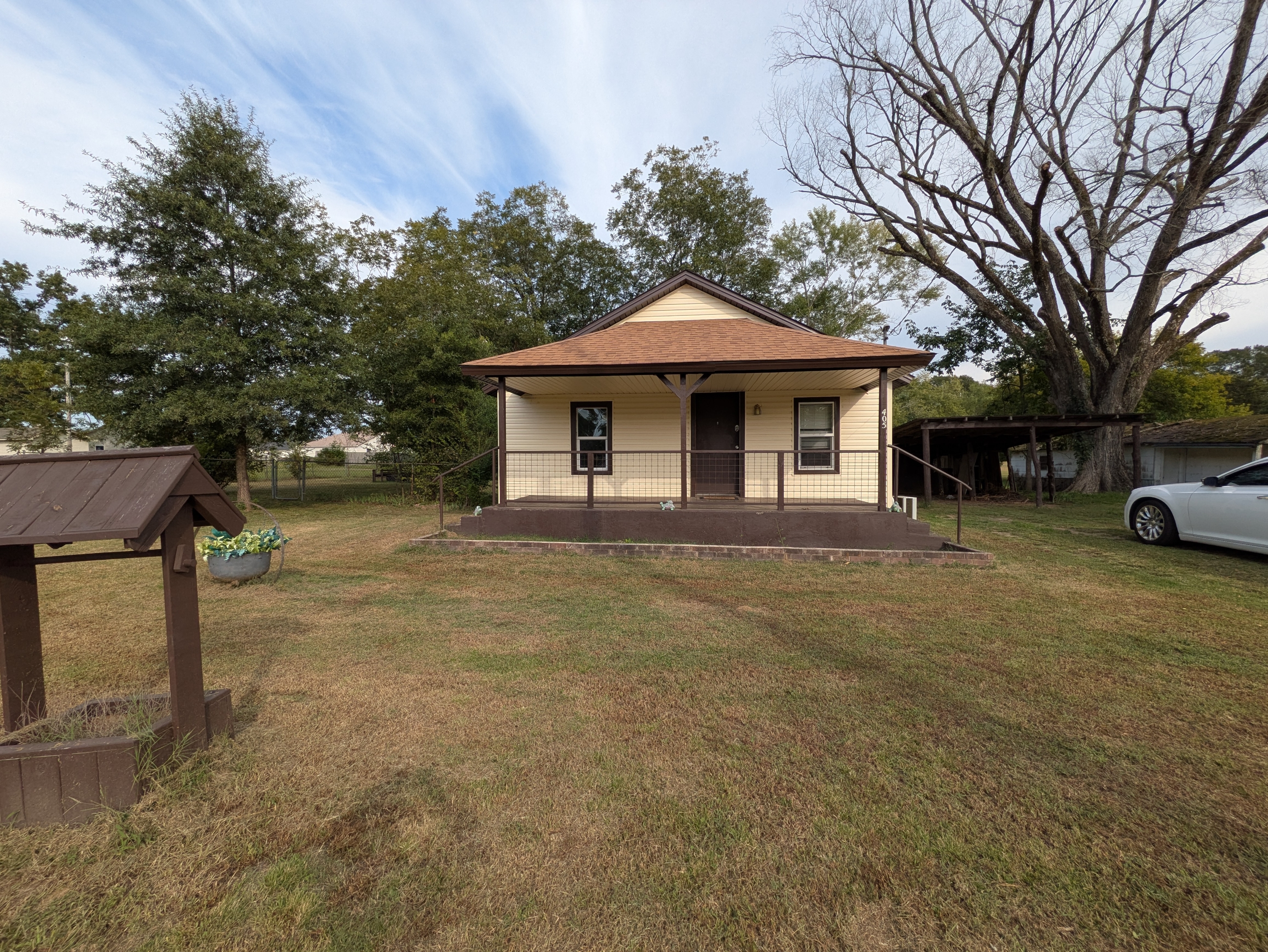 405 South Skaggs Road