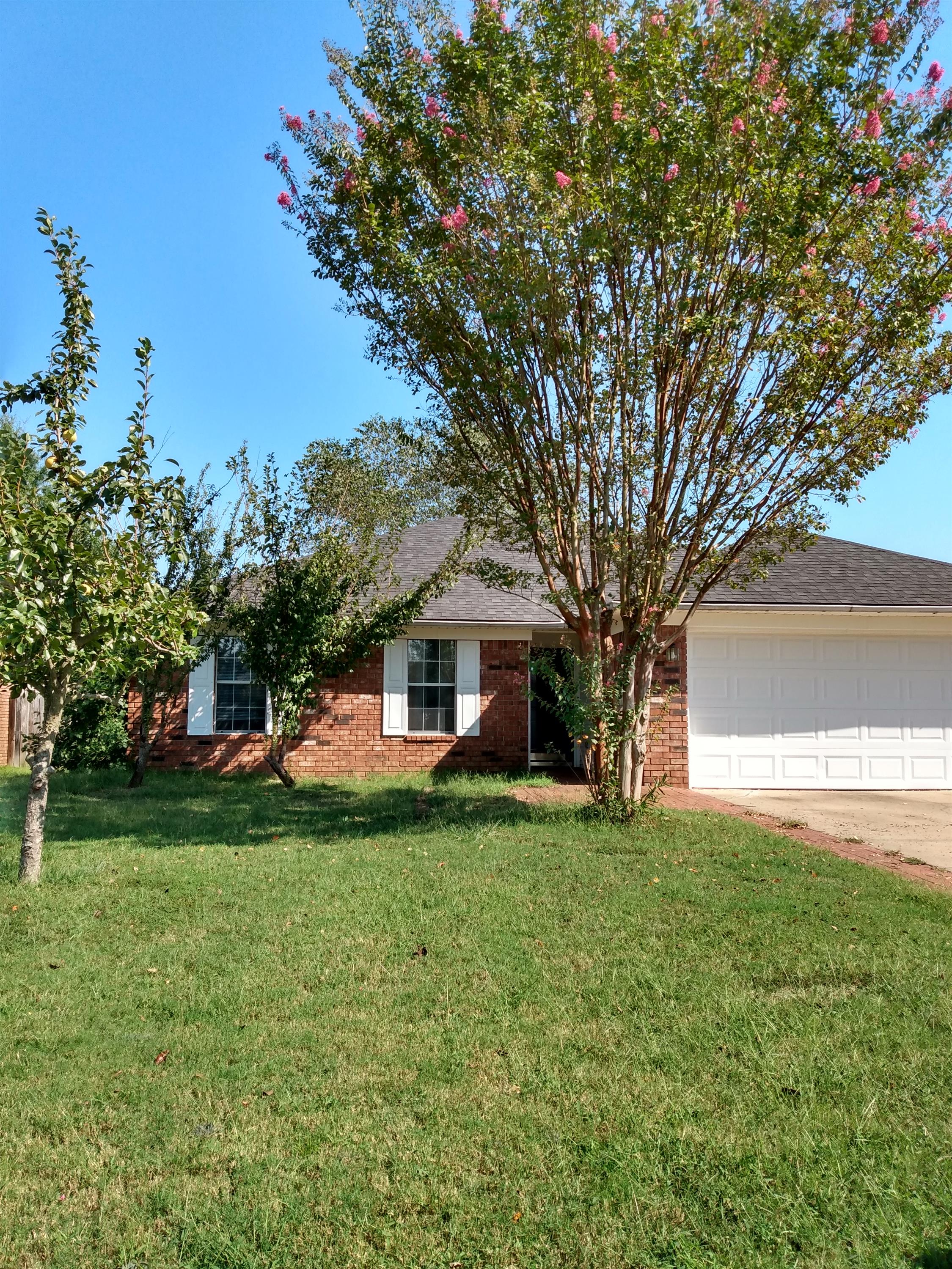2140 CEDAR OAK